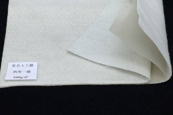 復合土工膜膠結(jié)接縫方法 土工膜拼接質(zhì)量標準