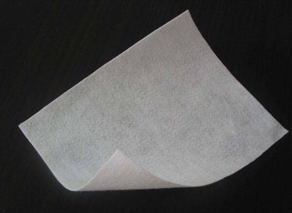 無紡?fù)凉げ寂c有紡?fù)凉げ紖^(qū)別在于生產(chǎn)工藝和功能