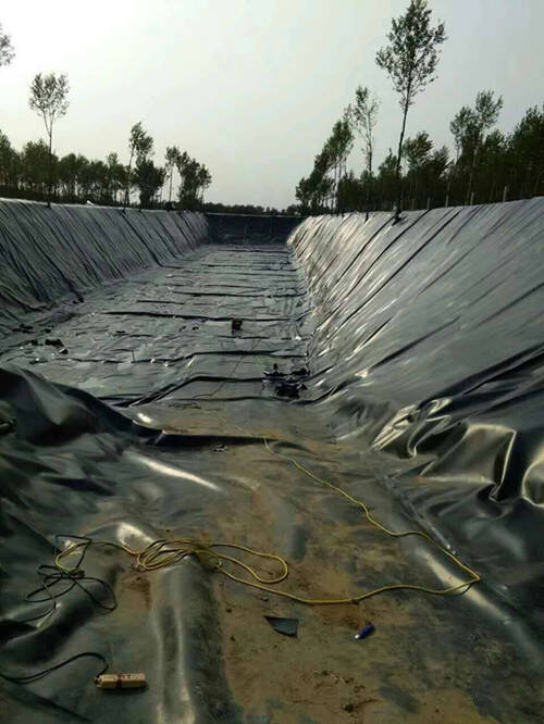 尾礦庫防滲土工膜